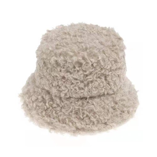 FLUFFY BUCKET HAT