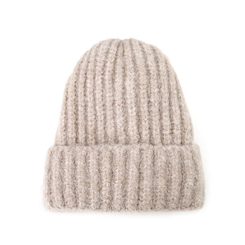 FLUFFY BEANIE